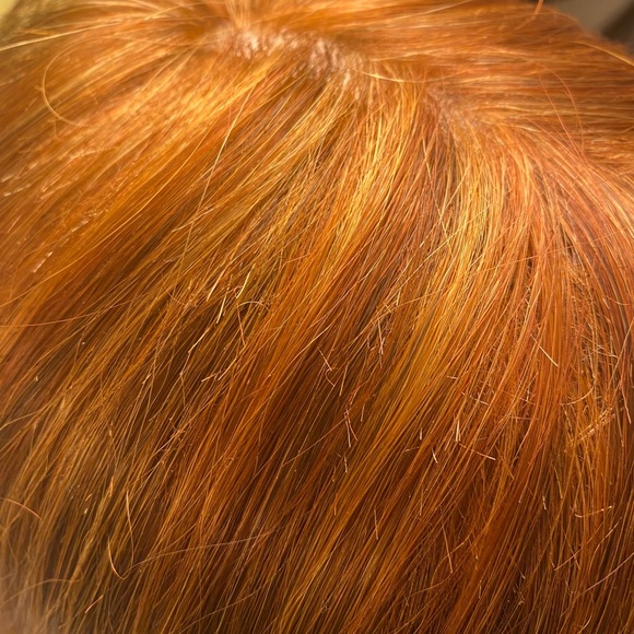 Stunning lace front wig - Picture 6 of 9